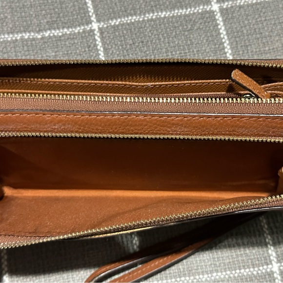 Coach Wallet - Picture 3 of 7